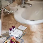 Residenza D'aragona 4*
