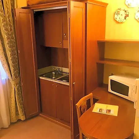Residenza D'aragona 4* Palermo