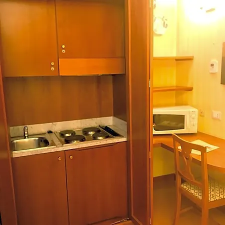 Residenza D'aragona 酒店 4*