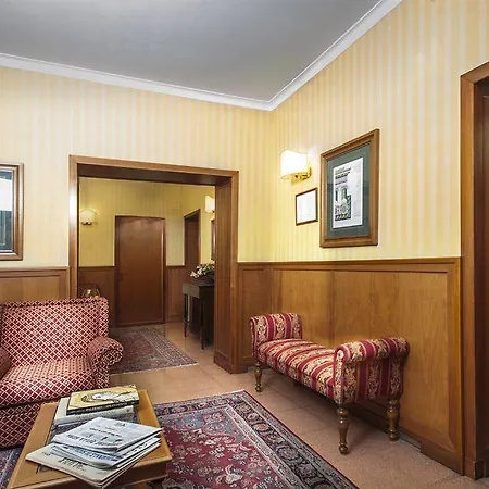 Residenza D'aragona Hotell
