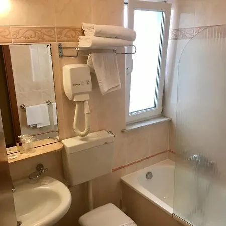 阿拉戈纳公寓酒店 酒店 巴勒莫