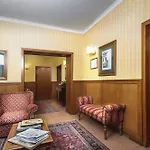 Residenza D'aragona Hotel