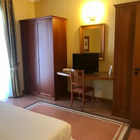 فندق Residenza D'aragona باليرمو